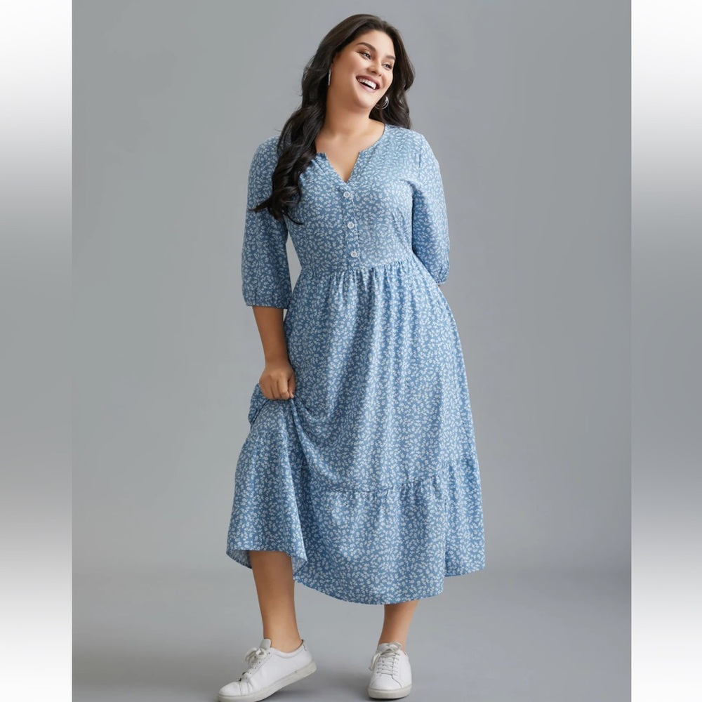 NWT BloomChic Blue and White Floral Dress